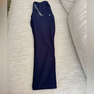 Figs Women's Navy Cargo Pants